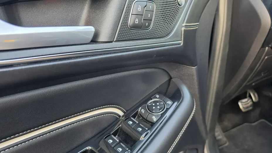 FORD Edge -
