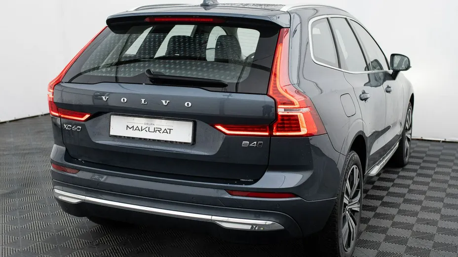 VOLVO XC60 -