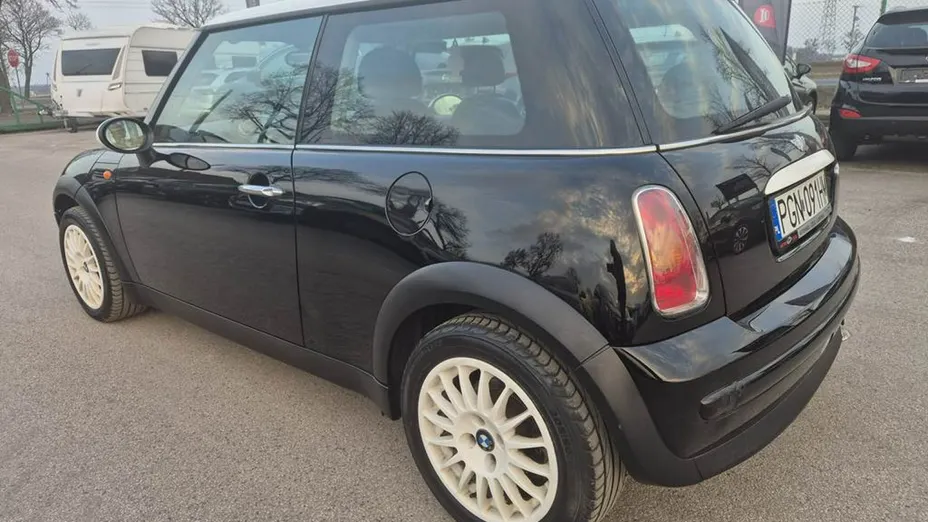 MINI One -
