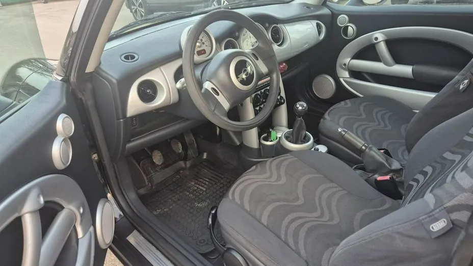 MINI One -