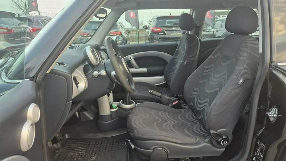 MINI One -