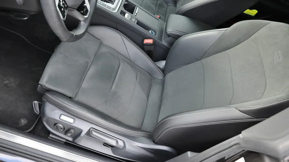 VOLKSWAGEN Arteon -