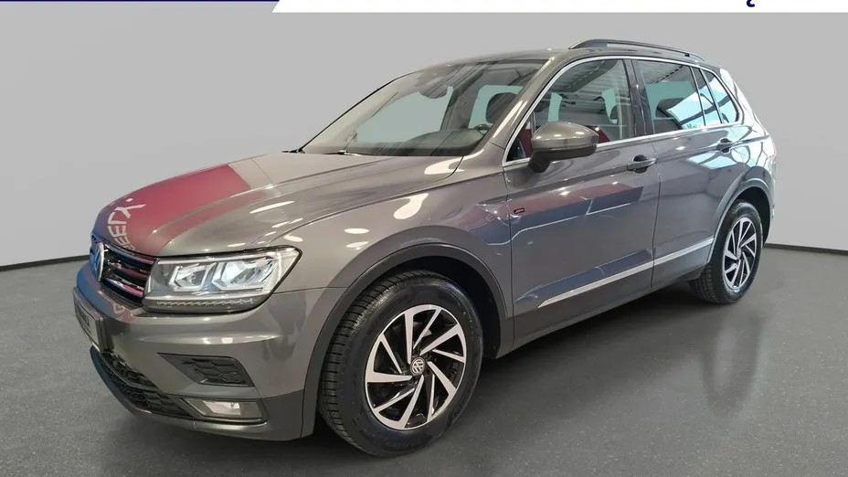 VOLKSWAGEN Tiguan -