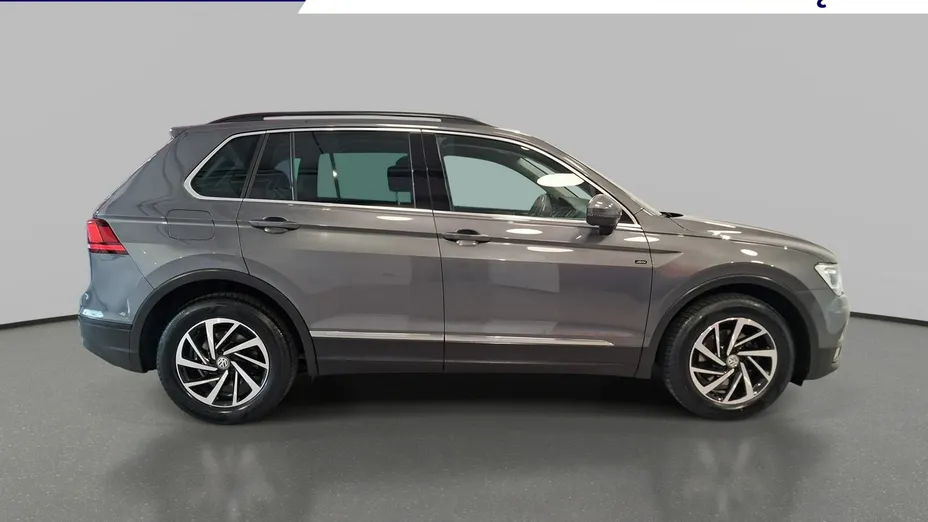 VOLKSWAGEN Tiguan -