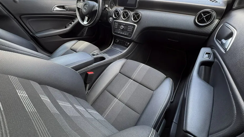 MERCEDES-BENZ GLA -