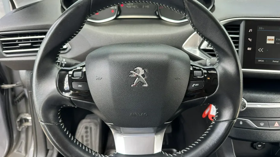 PEUGEOT 308 -