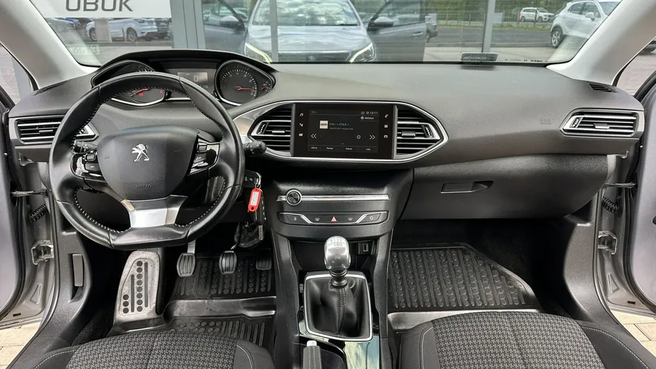 PEUGEOT 308 -