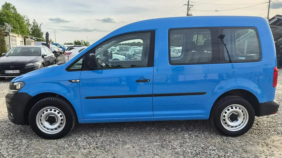 VOLKSWAGEN Caddy -
