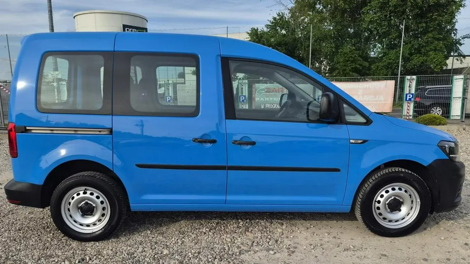 VOLKSWAGEN Caddy -