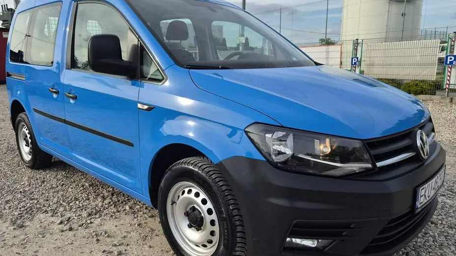 VOLKSWAGEN Caddy -