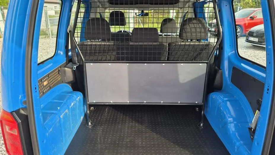 VOLKSWAGEN Caddy -