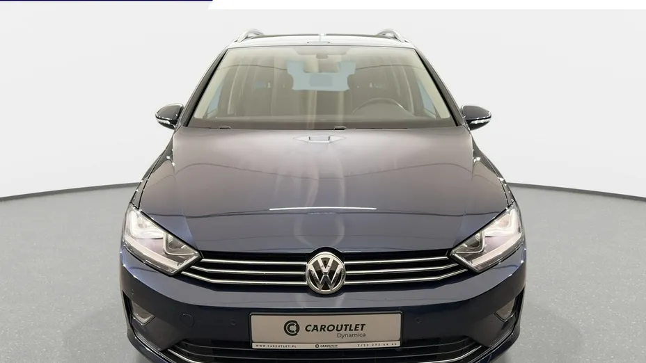 VOLKSWAGEN Golf Sportsvan -
