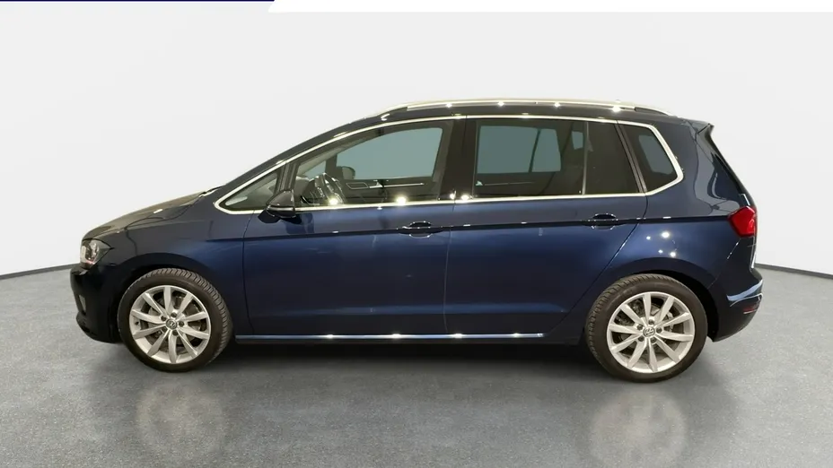 VOLKSWAGEN Golf Sportsvan -