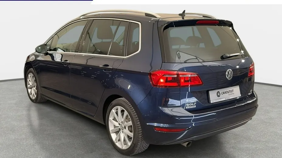 VOLKSWAGEN Golf Sportsvan -