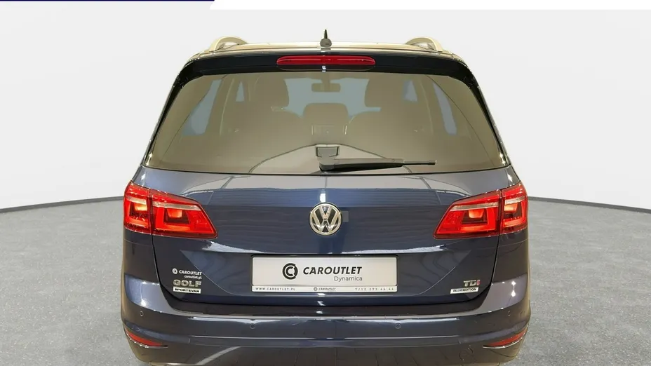 VOLKSWAGEN Golf Sportsvan -