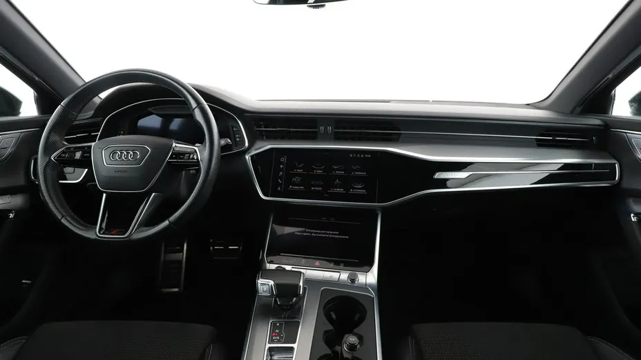 AUDI A6 -
