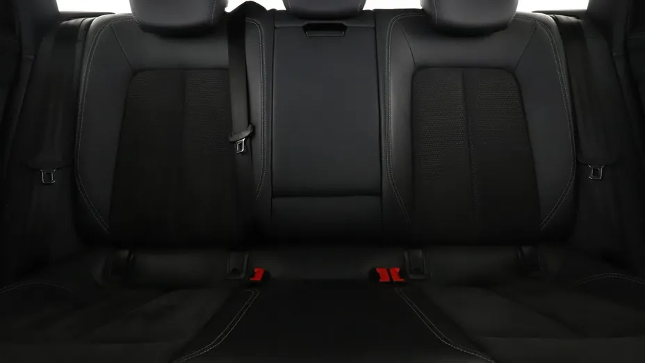 AUDI A6 -