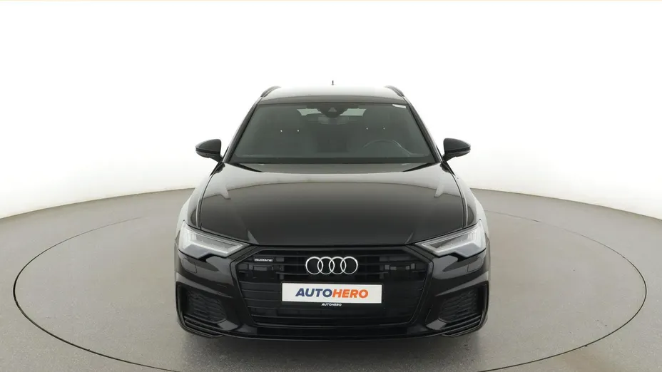 AUDI A6 -