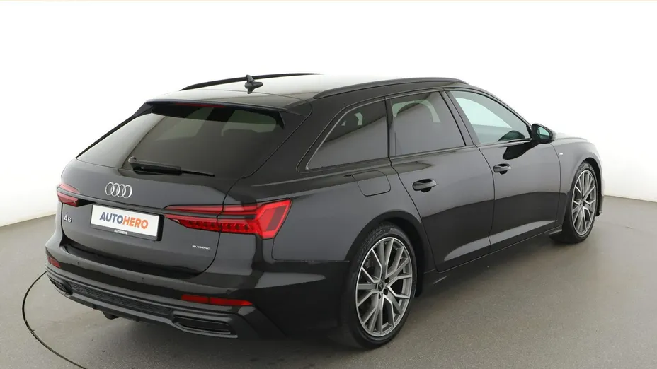 AUDI A6 -