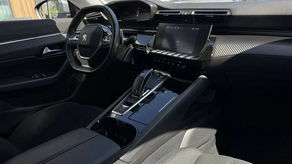 PEUGEOT 508 -