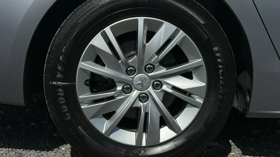 PEUGEOT 508 -