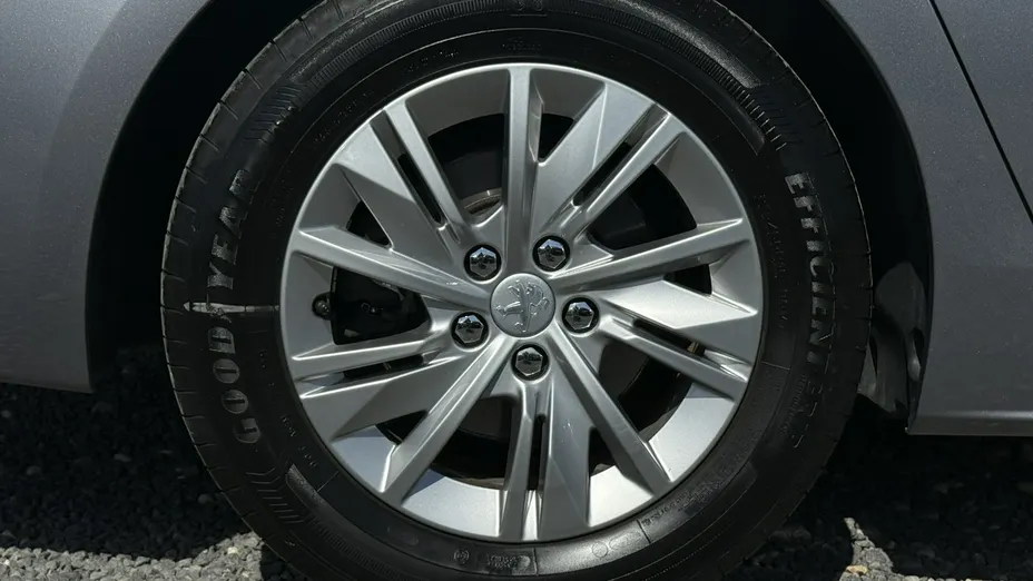PEUGEOT 508 -