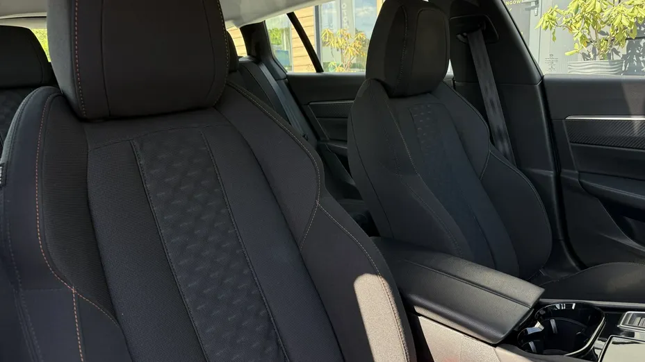 PEUGEOT 508 -