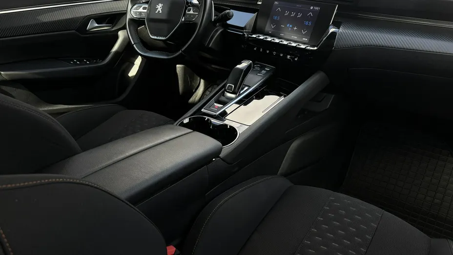 PEUGEOT 508 -