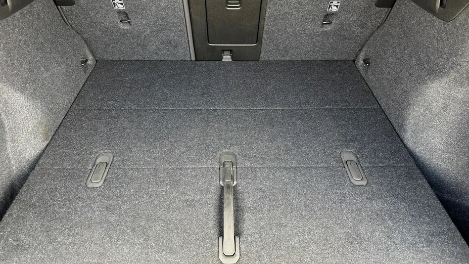 VOLVO XC40 -