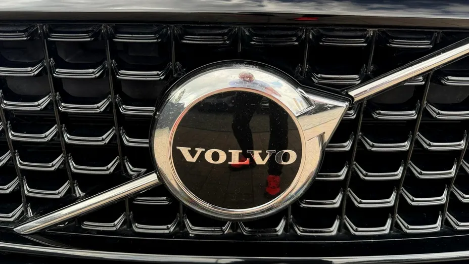 VOLVO XC40 -
