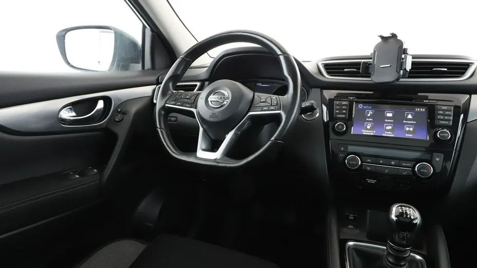 NISSAN Qashqai -