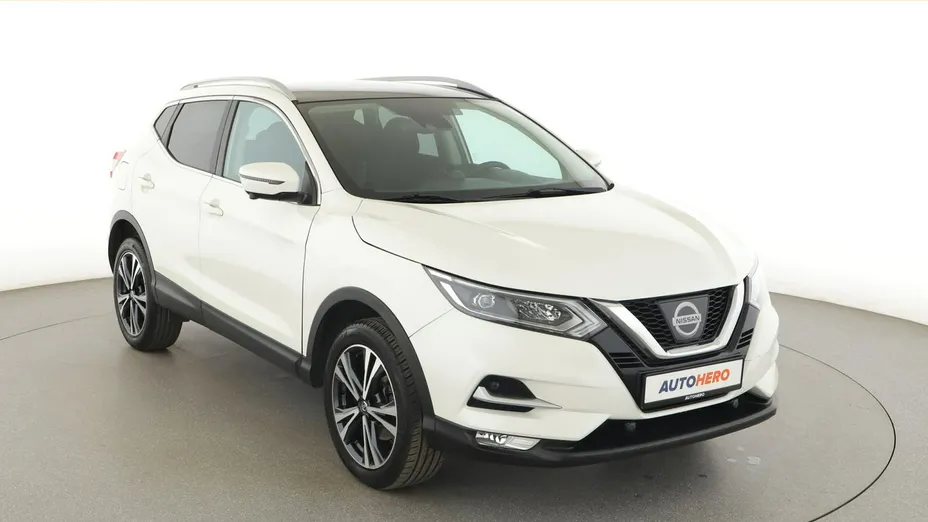 NISSAN Qashqai -