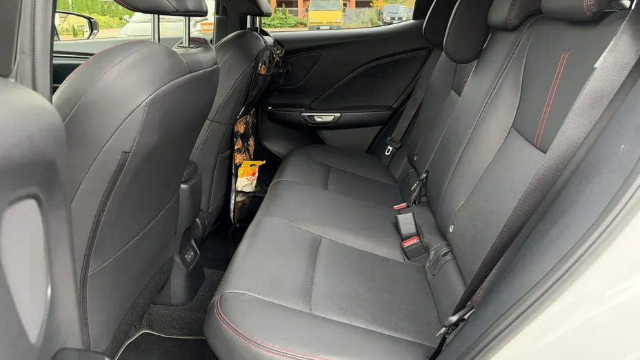 LEXUS LBX -