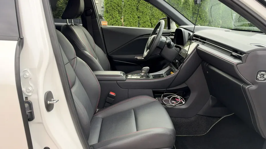 LEXUS LBX -