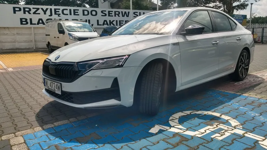 SKODA Octavia -