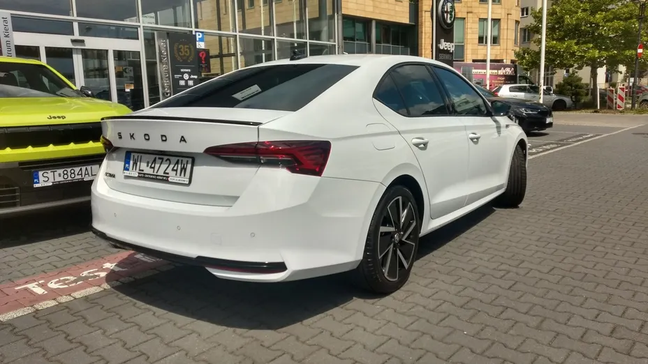 SKODA Octavia -