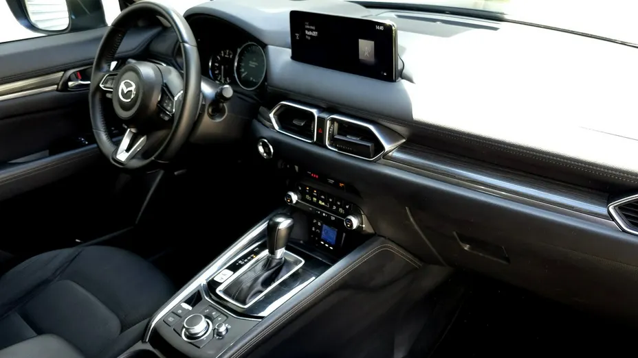 MAZDA CX-5 -