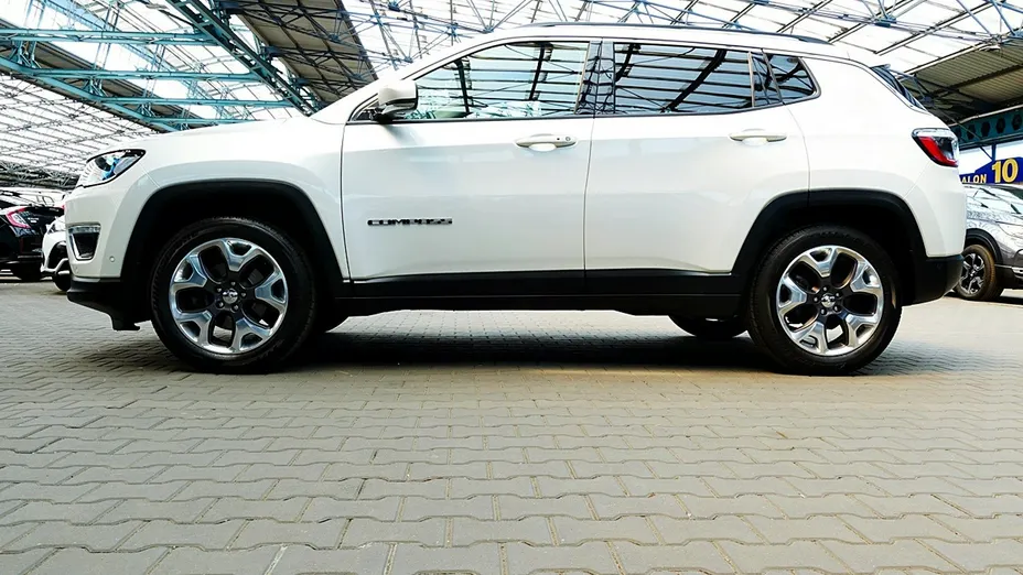 JEEP Compass -