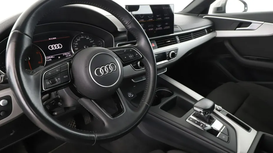 AUDI A4 -