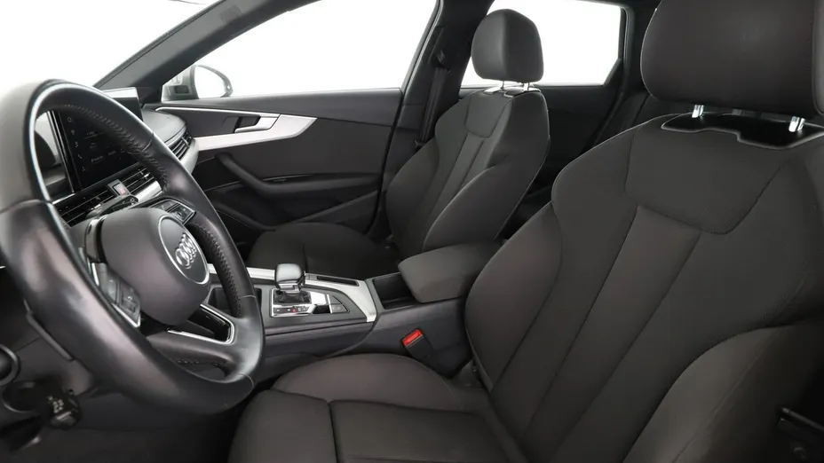 AUDI A4 -