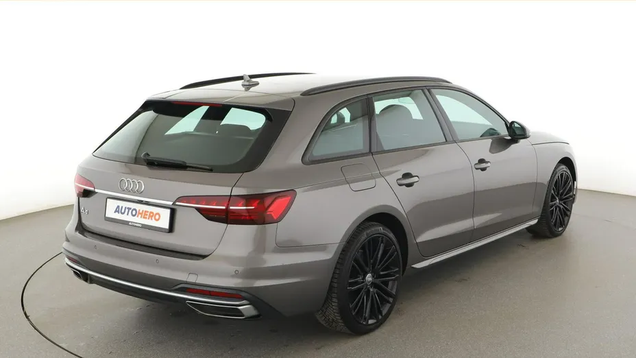 AUDI A4 -