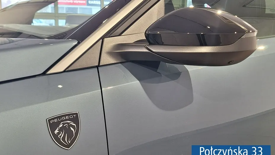 PEUGEOT 3008 -