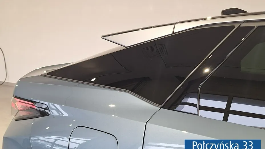 PEUGEOT 3008 -