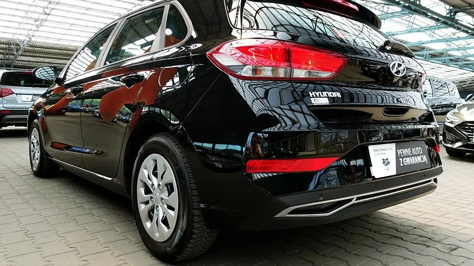 HYUNDAI i30 -