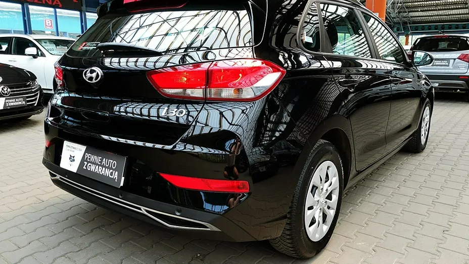 HYUNDAI i30 -