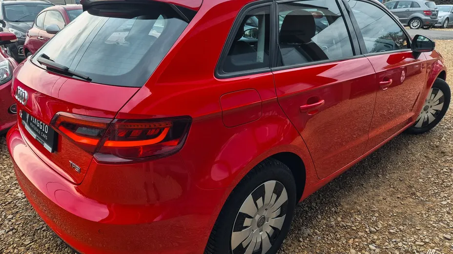 AUDI A3 Sportback -