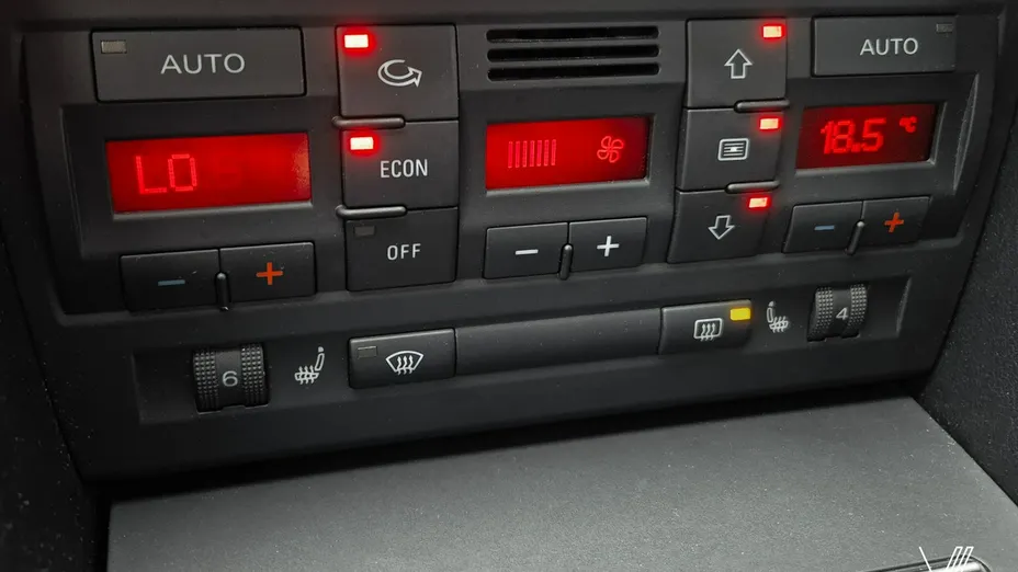 AUDI A4 Avant -