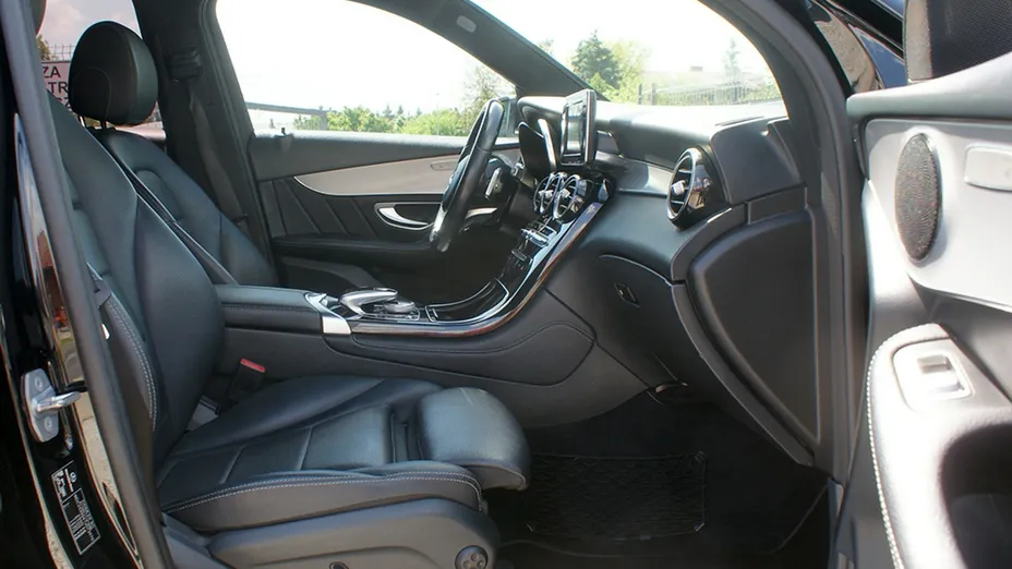 MERCEDES-BENZ GLC -