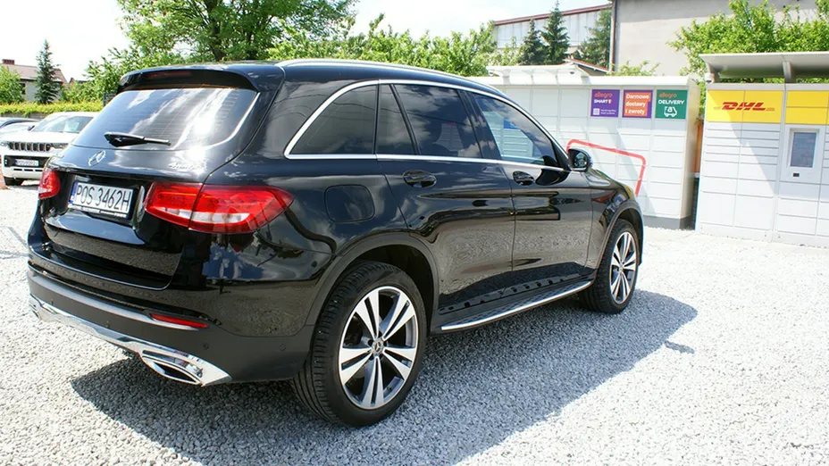 MERCEDES-BENZ GLC -