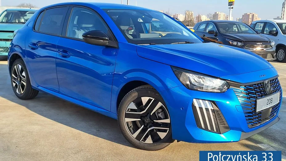 PEUGEOT 208 -